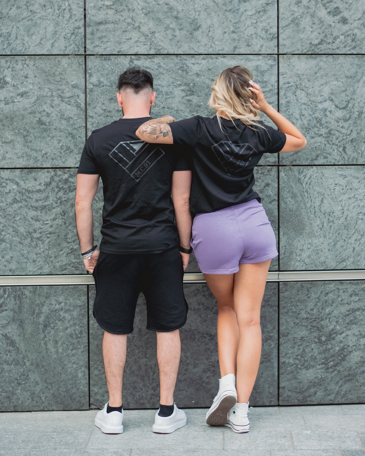 T-shirt logo dietro - Unisex - Nera